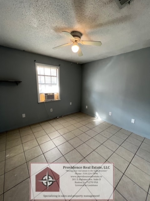 Building Photo - 944 Sybil Dr