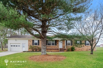 Building Photo - 212 Brady Dr