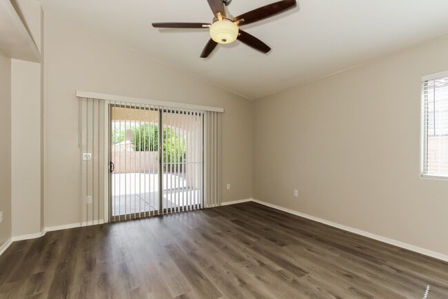 Building Photo - 6898 W Quailwood Way