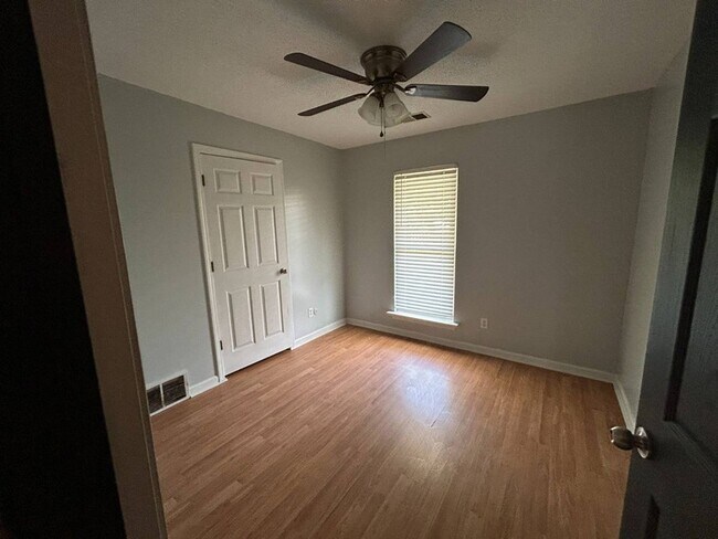 Foto del edificio - 6823 Northknoll Cove