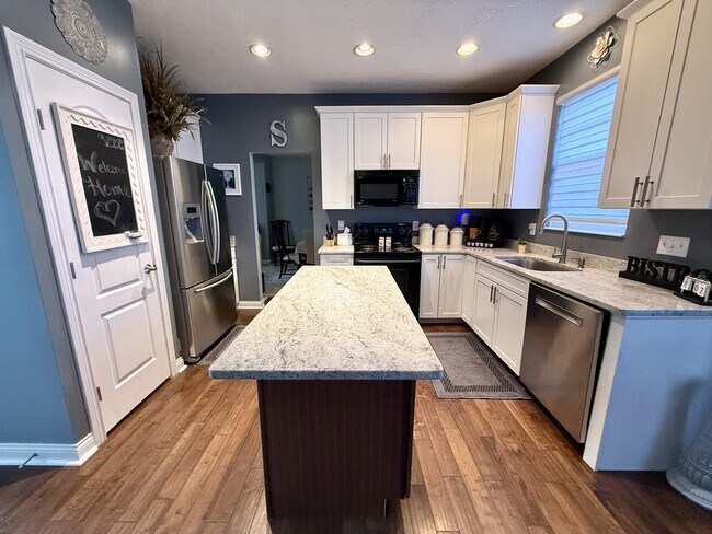 Foto del edificio - 5208 Aspenwood Dr