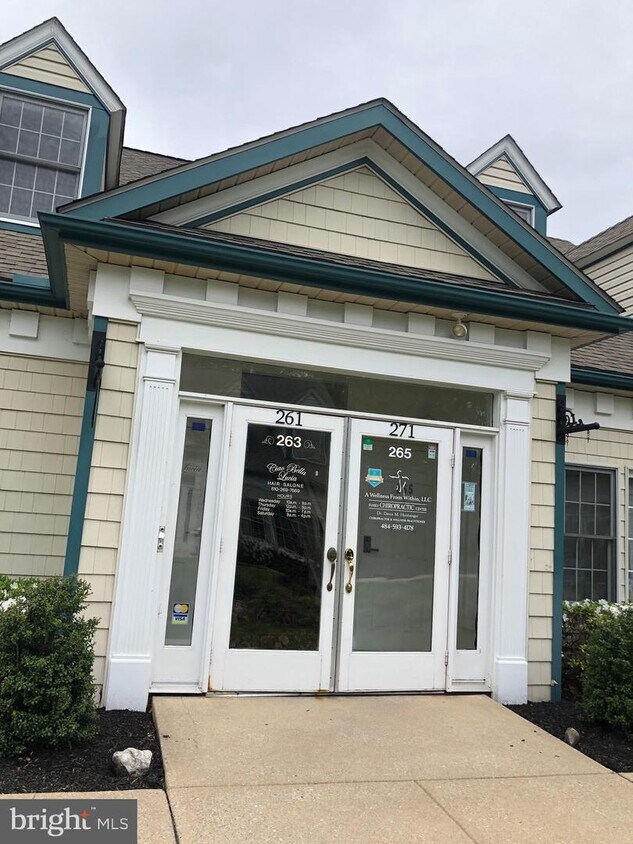 Foto principal - 261 W Uwchlan Ave