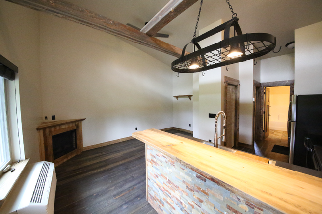 Building Photo - 6269 Pinyon Way
