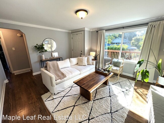 Building Photo - 3 br, 2 bath House - 6316 21st Ave SW