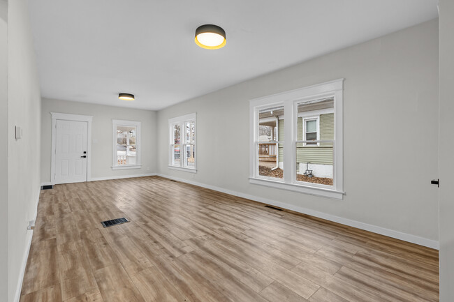 Foto del edificio - 720 S Overton Ave