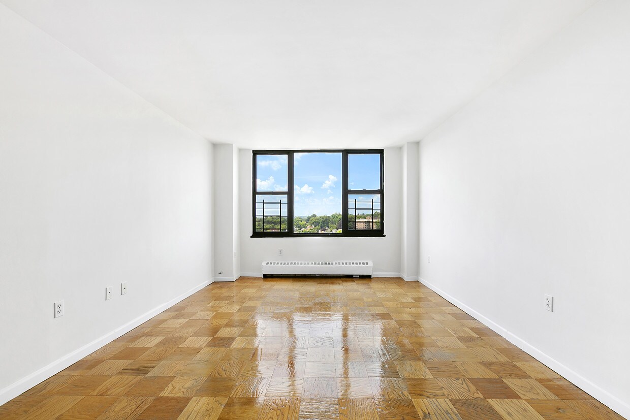 Primary Photo - 235 S Lexington Ave