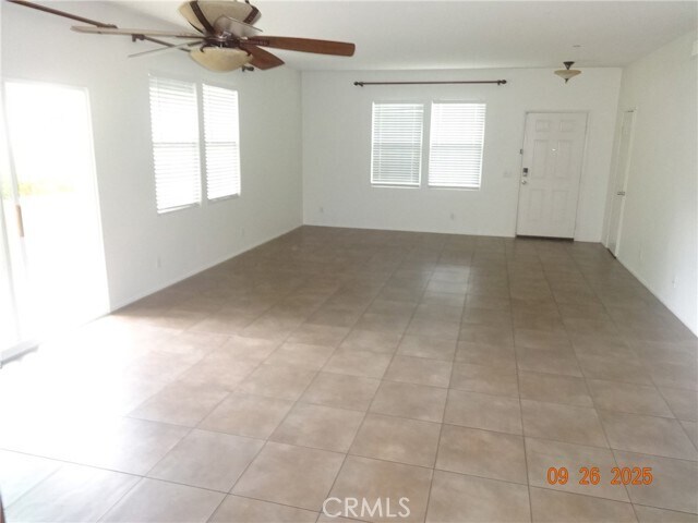 Foto del edificio - 8122 Wishing Well Ln