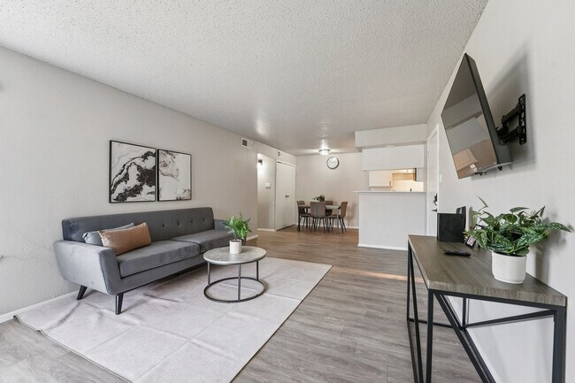 Foto del edificio - 2525 Thomason Cir