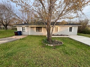 Building Photo - 4419 N 55th St