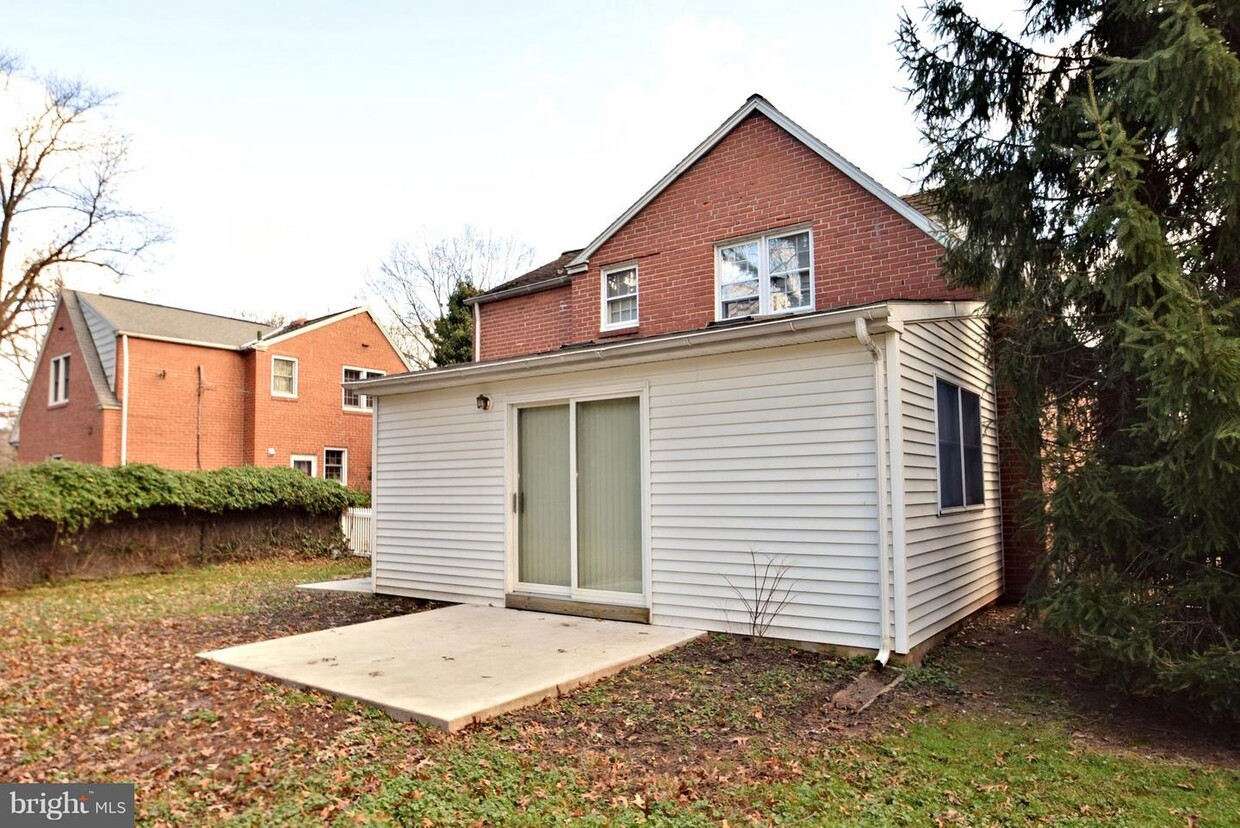 Primary Photo - 510 E Prospect Ave