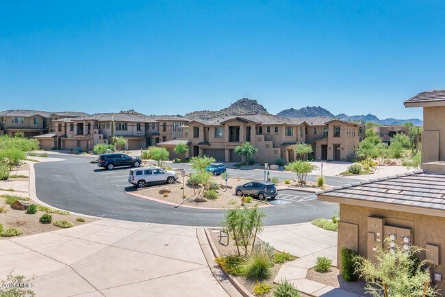 Building Photo - 10260 E White Feather Ln