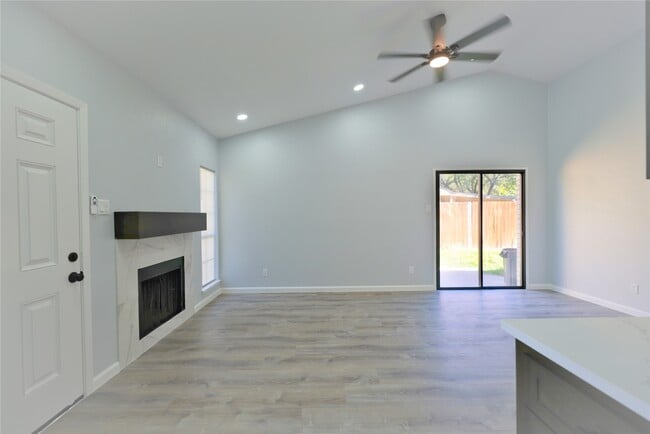 Building Photo - 20235 Blue Juniper Dr