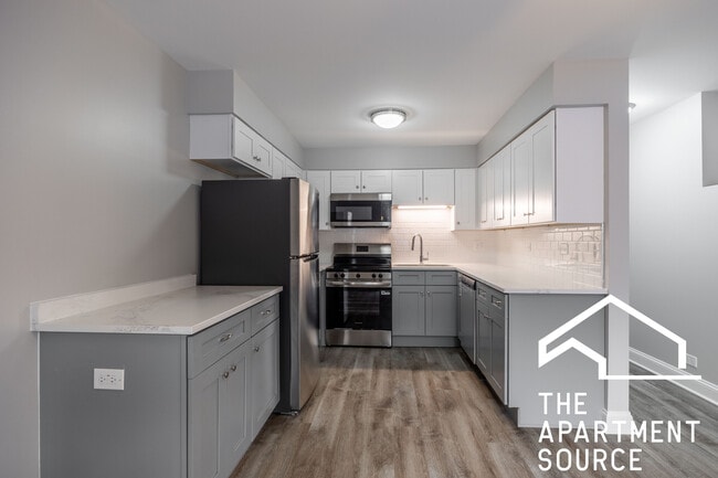 Building Photo - 744 W Gordon Ter