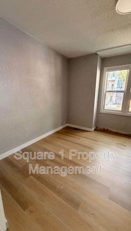 Building Photo - 7805 107