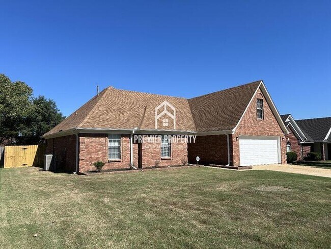 Foto del edificio - 1668 Saddle Ln