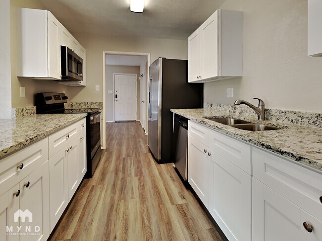 Foto del edificio - 2822 Canary Ln