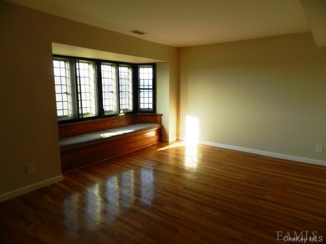 Building Photo - 306 Chateau Rive