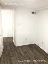 Building Photo - 1716 2nd St S