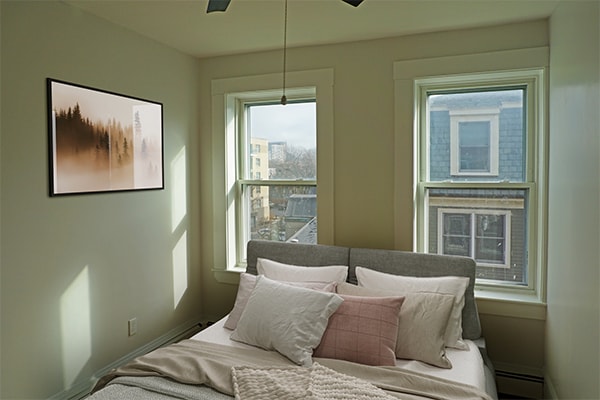 Building Photo - 27 Lambert St