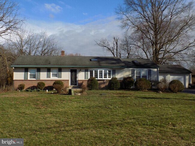 Foto del edificio - 3168 Middle Creek Rd