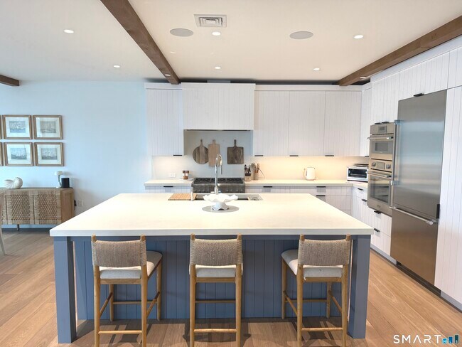 Foto del edificio - 111 Rowayton Ave