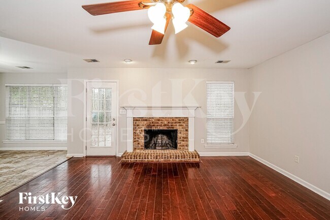 Foto del edificio - 501 Baronne St