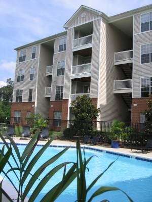 Photo - 260 Riverbend Dr Apt #4-B
