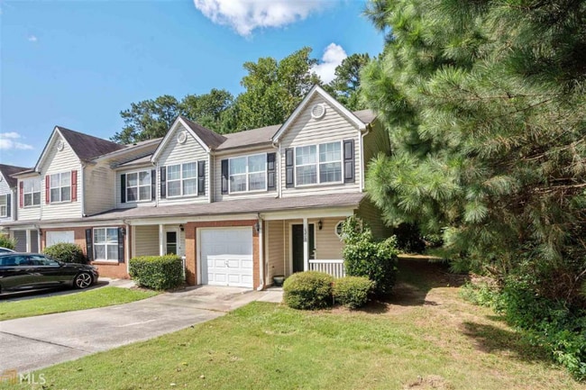 Building Photo - 6213 Hickory Ln Cir