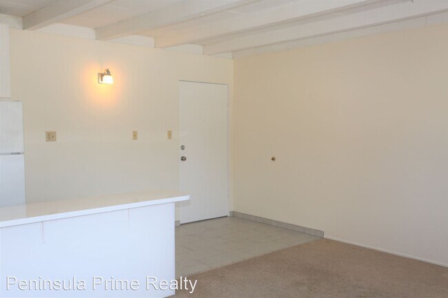 Building Photo - 49 E 40th Ave