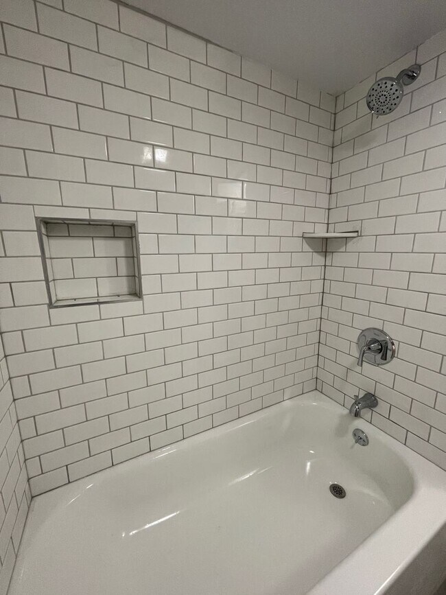 Foto del edificio - 170 Grand St