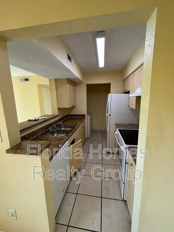 Foto del edificio - 2905 Winkler Ave