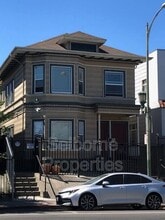 Building Photo - 937 International Blvd