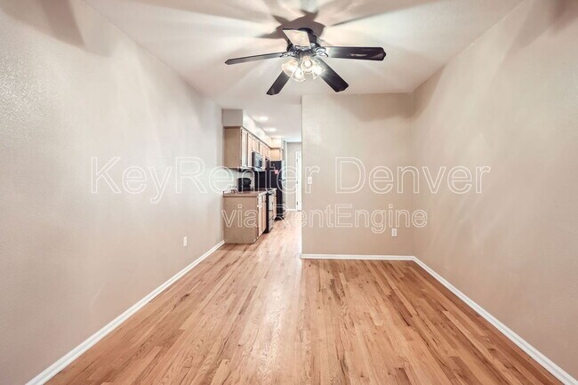 Foto del edificio - 2256 S Dexter St