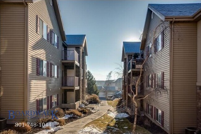 Foto del edificio - 1529 Westbury Way