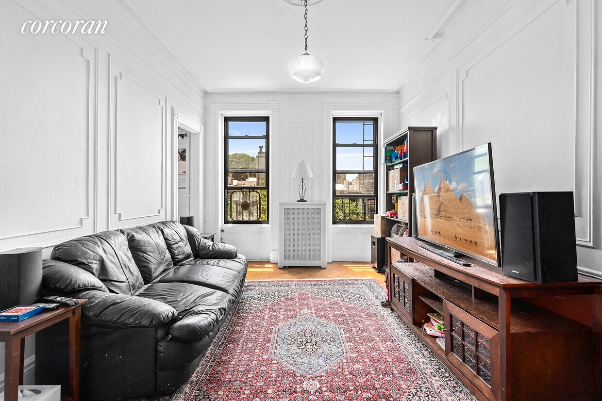 Primary Photo - 480 7th St