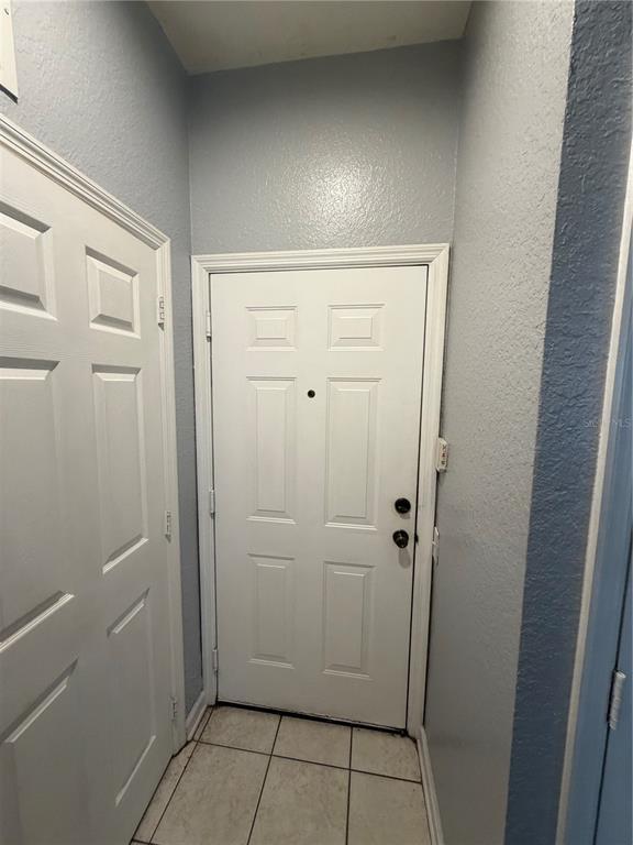 Foto del edificio - 6100 Stevenson Dr