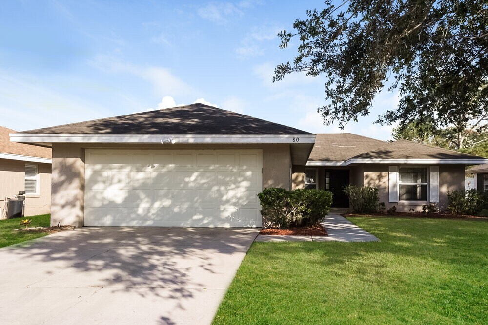 Foto principal - 80 Lake Daisy Blvd