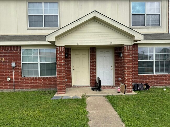 Foto del edificio - 204 Meadow View Ln