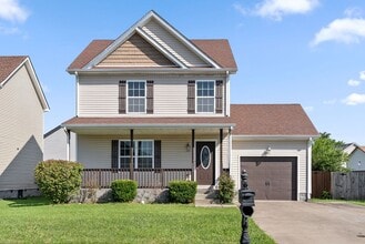 Building Photo - 521 Falkland Cir