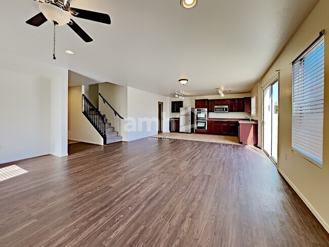 Foto del edificio - 4837 W Calle Don Alfonso