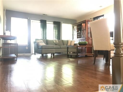 Foto del edificio - 3610 Wildwood Ct