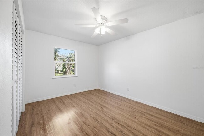 Foto del edificio - 603 61st Ave Terrace E