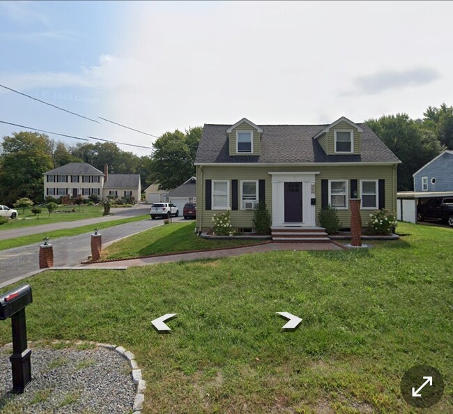 Front of the house. - 465 E Main St