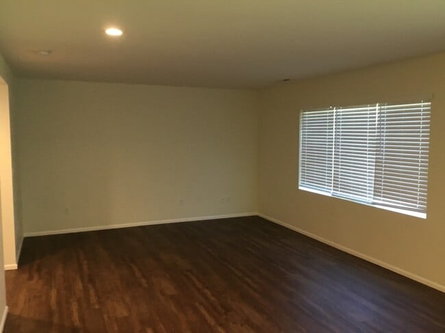 Foto del edificio - 6640 Sarazen St SE