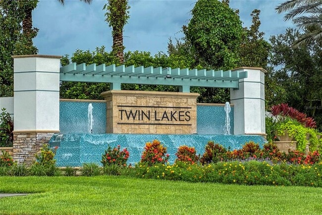Foto del edificio - 4904 W Fountainwood Dr