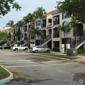 Building Photo - 5800 W Sample Rd