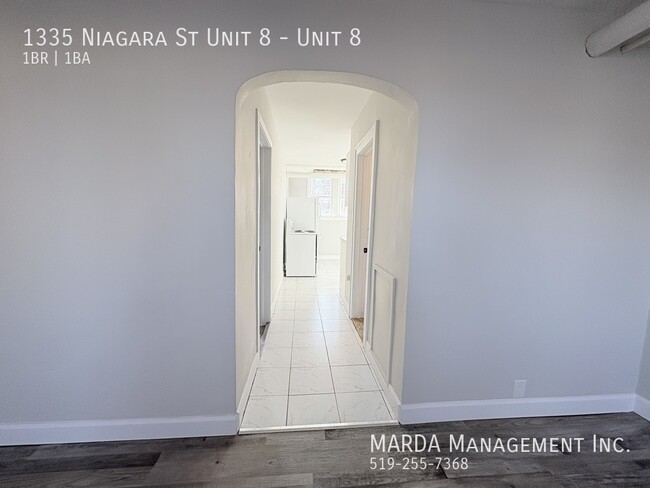 Building Photo - BRIGHT & COZY 1-BEDROOM/1-BATH UNIT IN WAL...