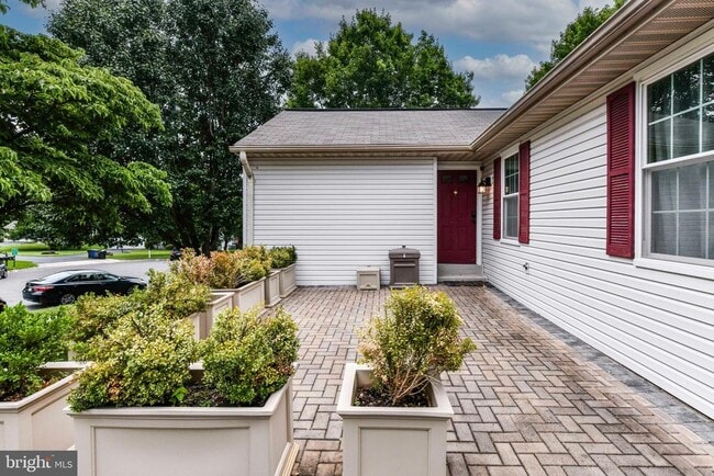Building Photo - 1413 Valebrook Ln