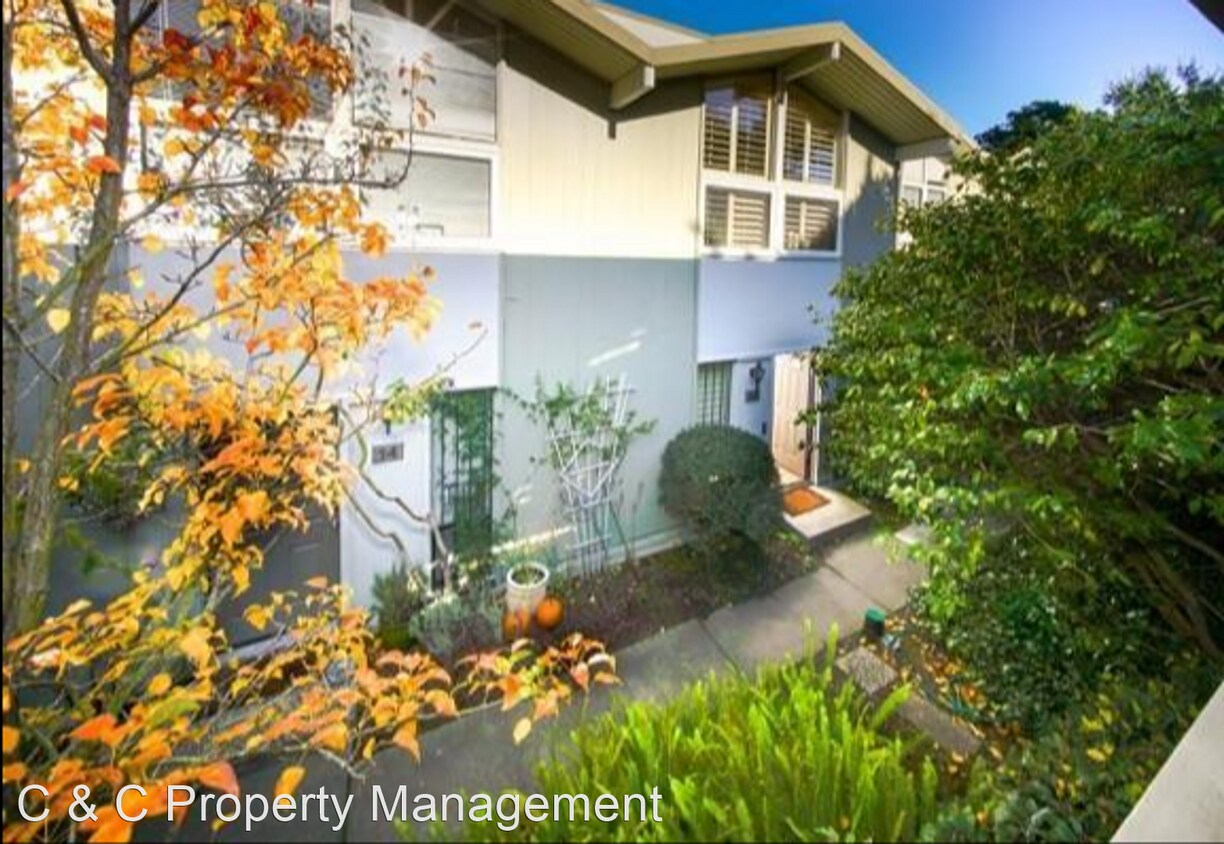 Foto principal - 2 br, 2 bath House - 12 Ross Road