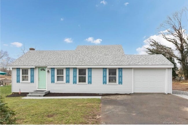Building Photo - 18 Thompson Ln